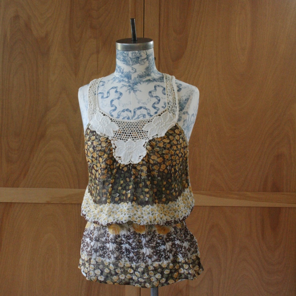 twentyone Floral and Lace Top